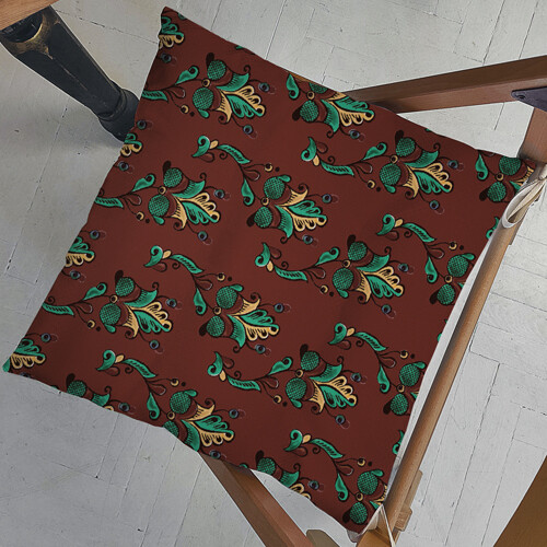 Подушка на стул с завязками Косівські мотиви на коричневому тлі