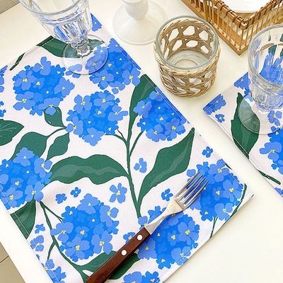 Салфетки на стол, 2шт Голубые цветы