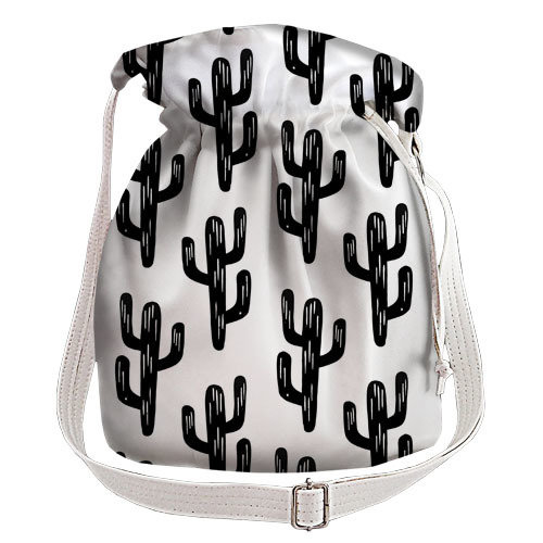 Женская сумка мешок Torba Черные кактусы на белом фоне