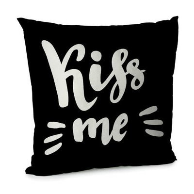 Подушка для дивана 45х45 см Kiss me
