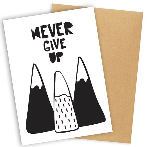 Открытка с конвертом Never give up