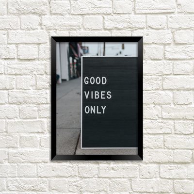 Постер в рамке A4 Good vibes only