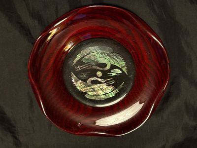 Handcrafted Japanese Lacquer Plate with Raden Crane Motif