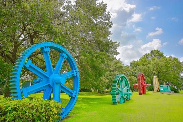 The Gears in Broussard Louisiana