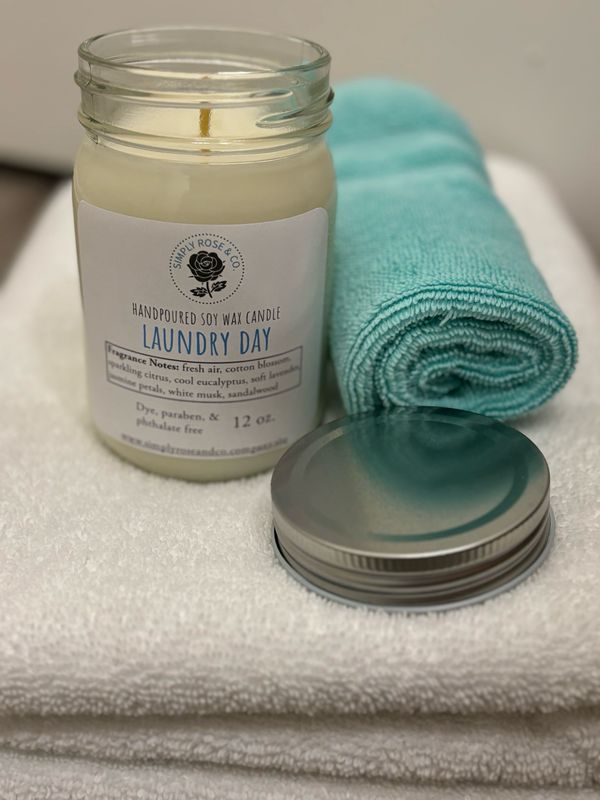 Laundry Day- 12 oz. Candle