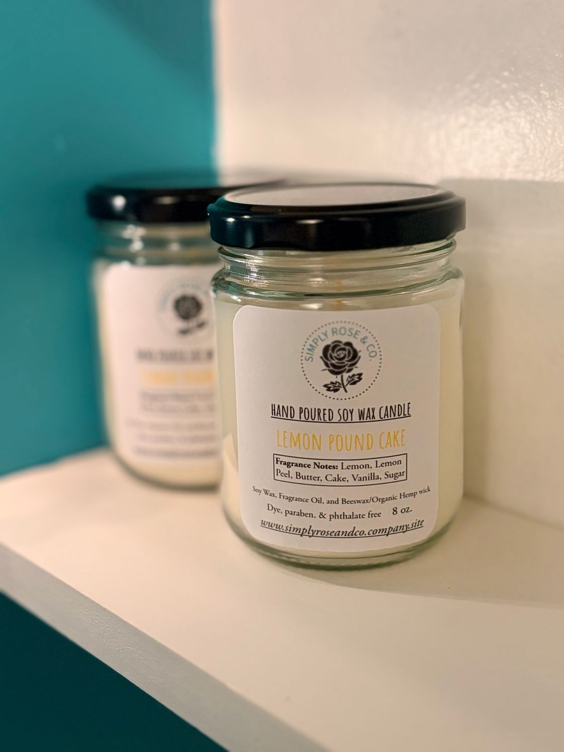 Lemon Pound Cake- 8 oz. Candle