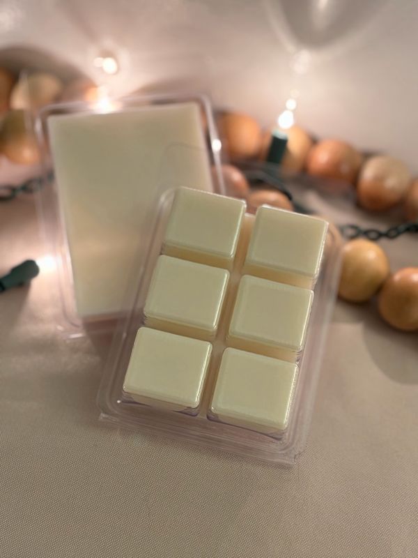 Strawberry Pound Cake- Melt