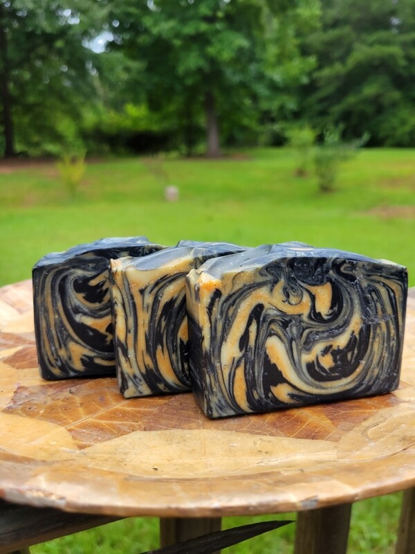 Activated Charcoal &amp; Tumeric Face Bar