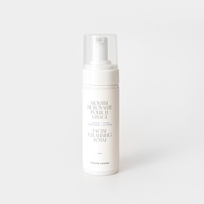Mousse nettoyante pour le visage