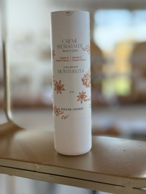 Crème hydratante 45 ml mains et corps - Lavande & Bouquet d'épices Crème hydratante 45 ml mains et corps - Lavande & Bouquet d'épices