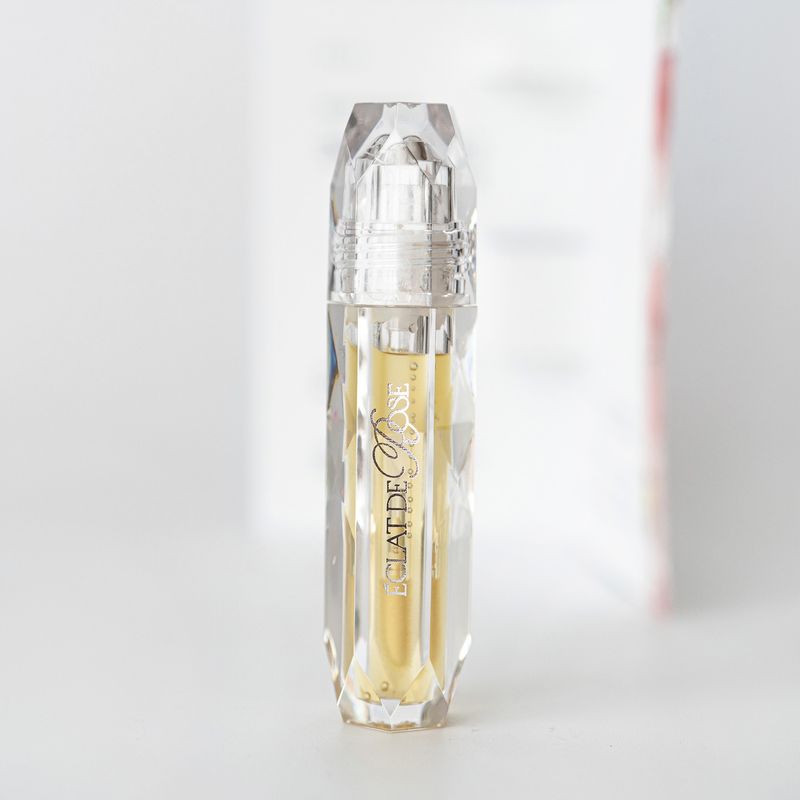 Soin nourrissant &amp; repulpant pour les lèvres - Éclat de Rose