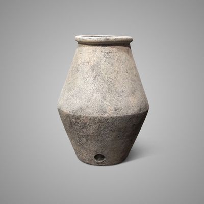 Brynxz | Vase Balou | Limestone