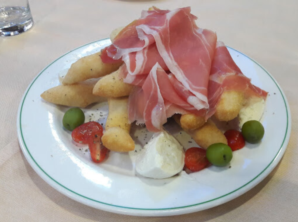 Chiacchere Napoletane di Pasta Fritta