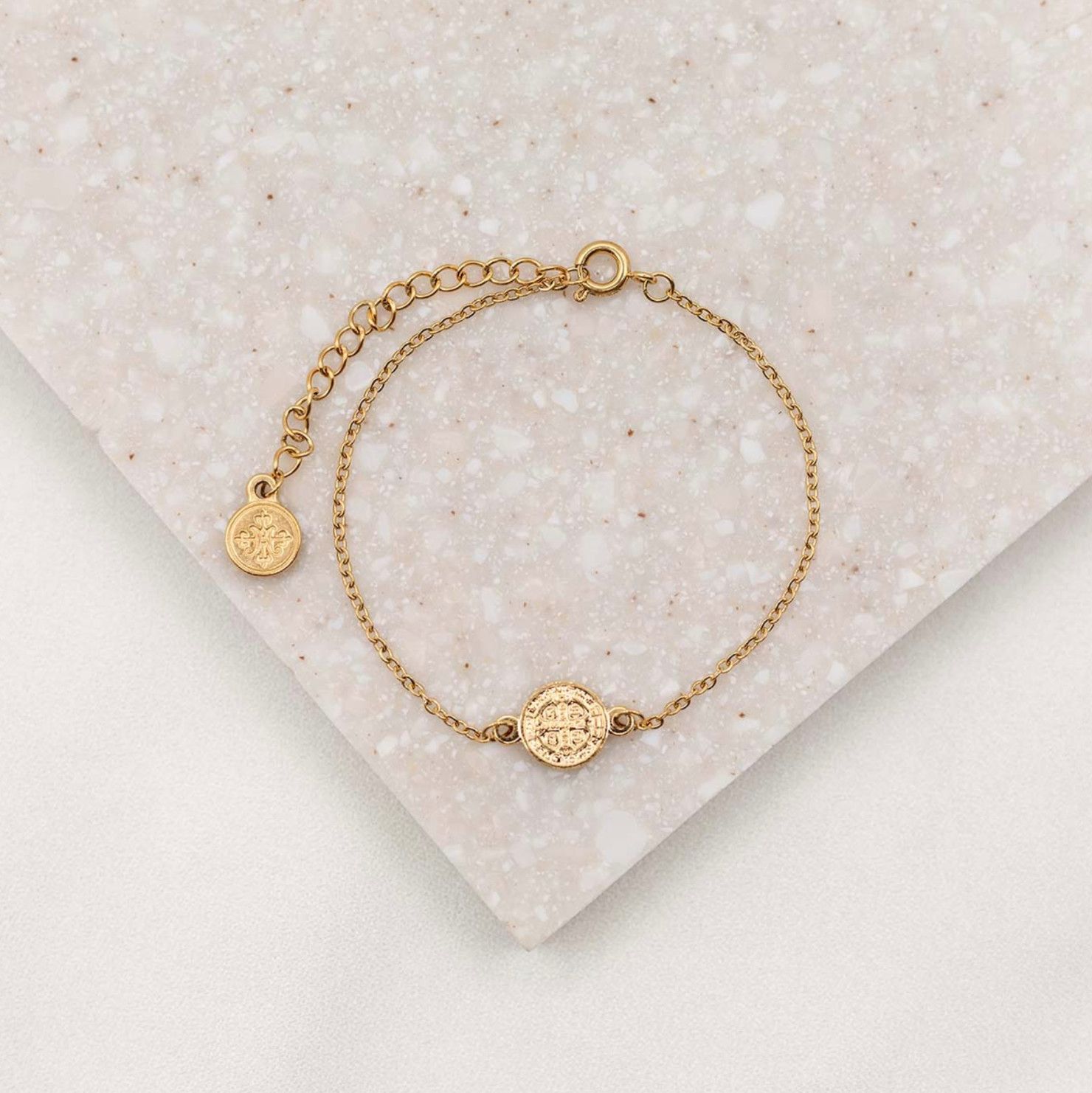 Breathe Benedictine Chain Bracelet gold tone