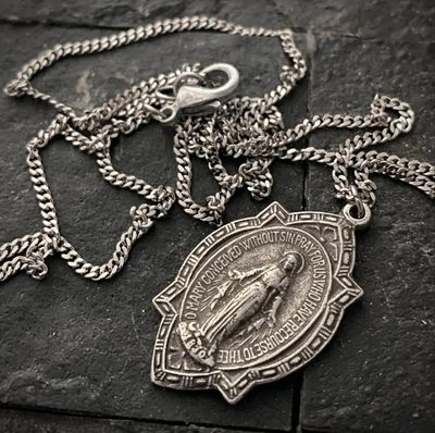 Miraculous Medal Blessed Mother Men&#39;s Necklace