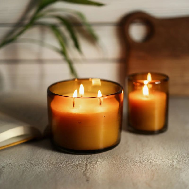 3-Wick Pure Beeswax Candle in Blown Glass - 22oz