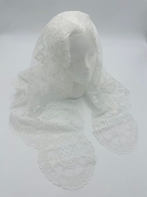 White Medallon Spanish Veil