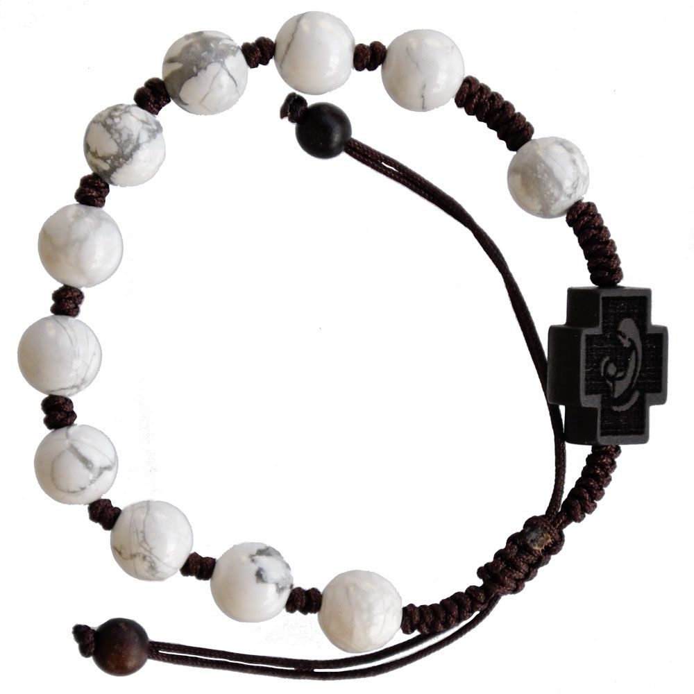 8mm Adjustable Howlite &amp; Jujube Wood Rosary Bracelet