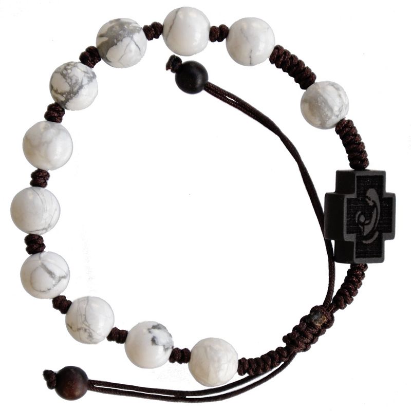 8mm Adjustable Howlite &amp; Jujube Wood Rosary Bracelet
