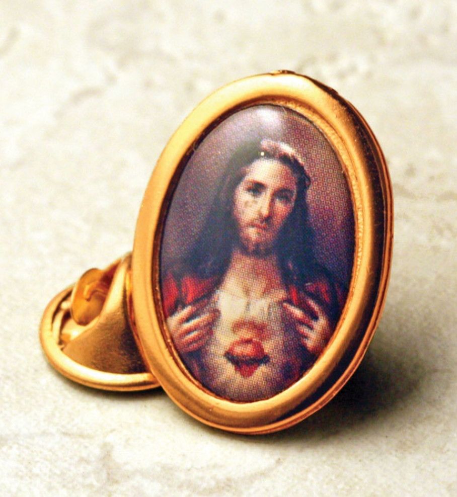 Sacred Heart of Jesus Lapel Pin gold oval 1"
