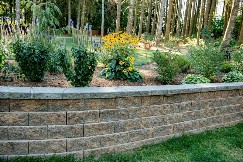 ManorStone® Retaining Wall