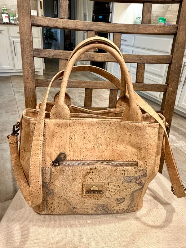 Handbag with detachable shoulder strap 768005