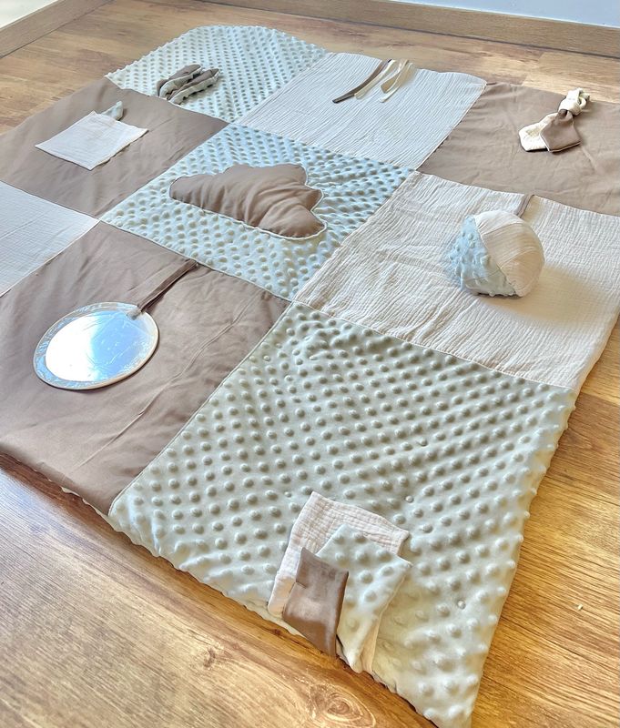 Tapis d’éveil nude