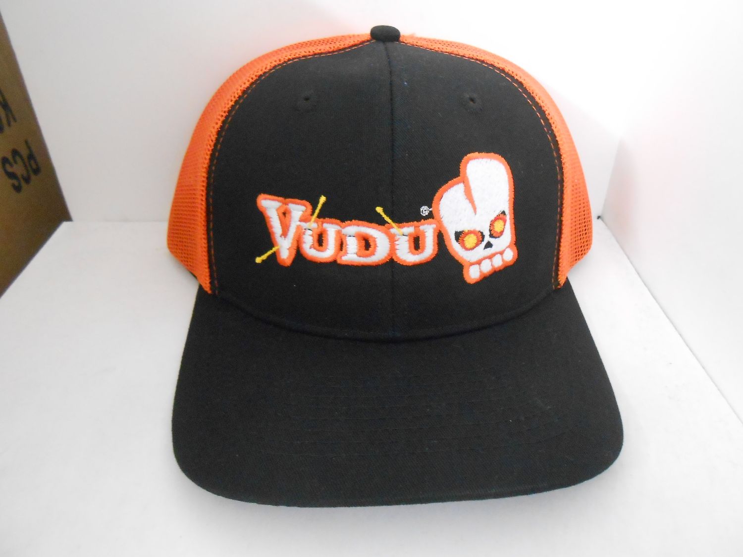 VUDU HAT - BLACK/ORANGE