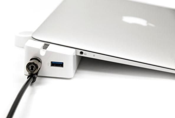 LandingZone 2.0 PRO Docking Station w/ US Power Adapter for the 13&quot;2012 to 2016