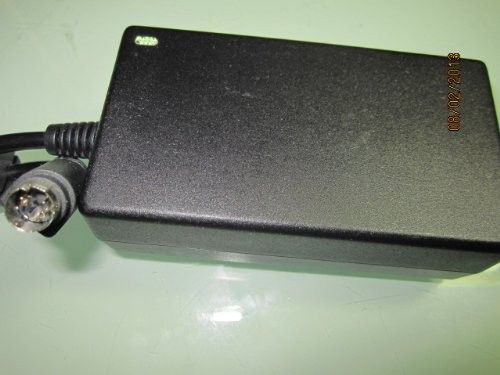 DA30C01 12/5V 1.5A AC Adapter - Used