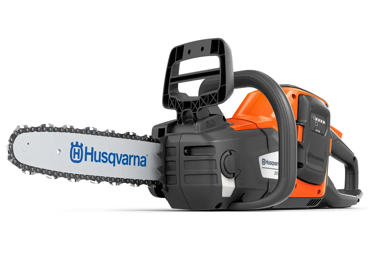 Husqvarna 225i Power Axe (Battery and Charger)