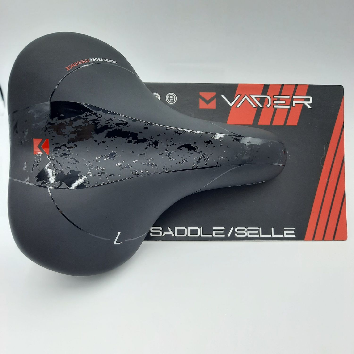Max Comfort Vader Saddle