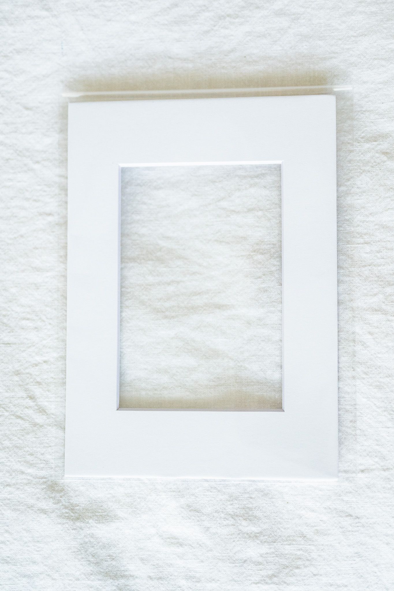 white mat: 3.5x5 to 5x7