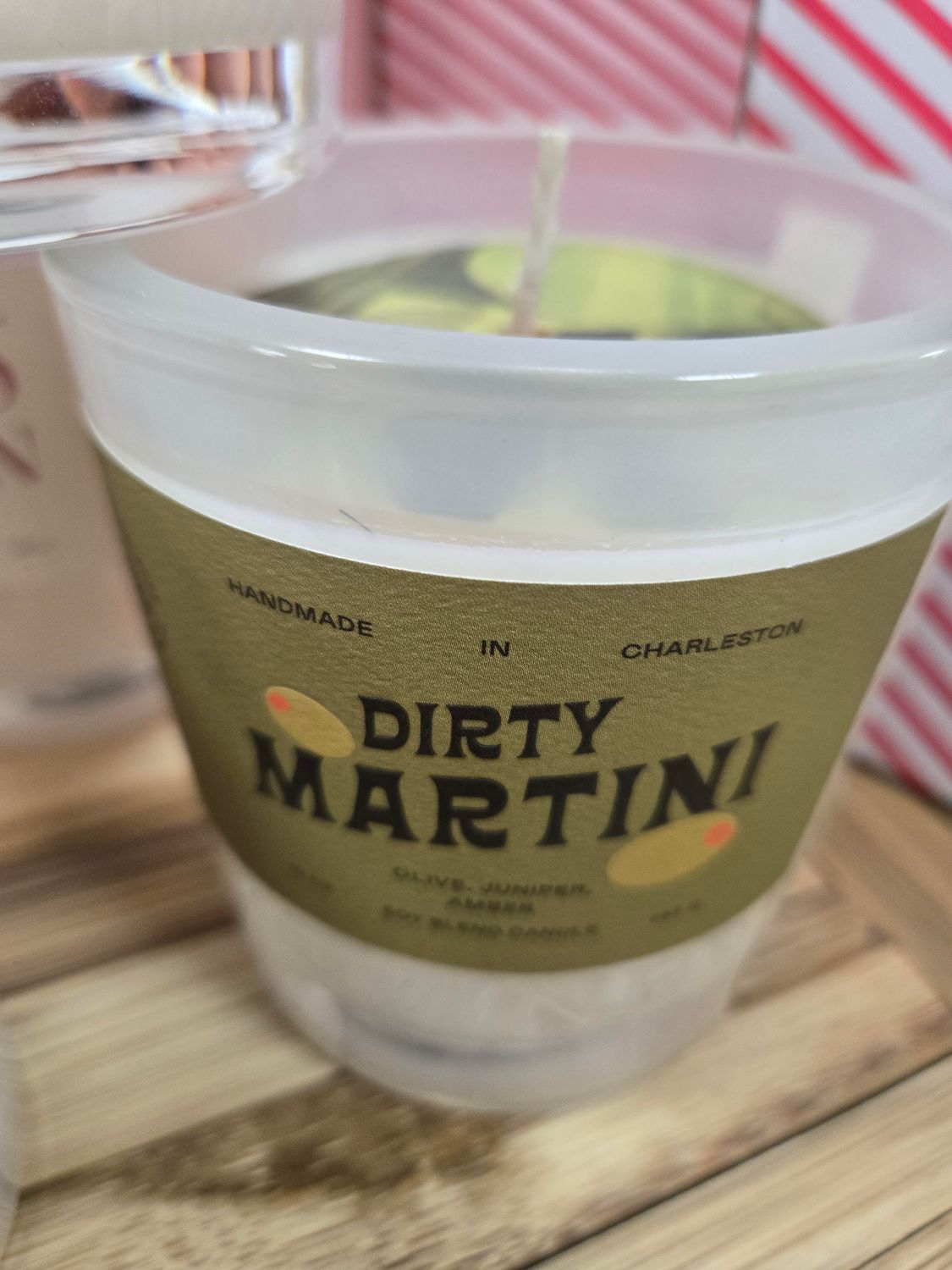 RW 10 oz Candle, Scent: Dirty Martini