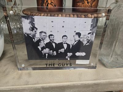 MP Acrylic Frame
