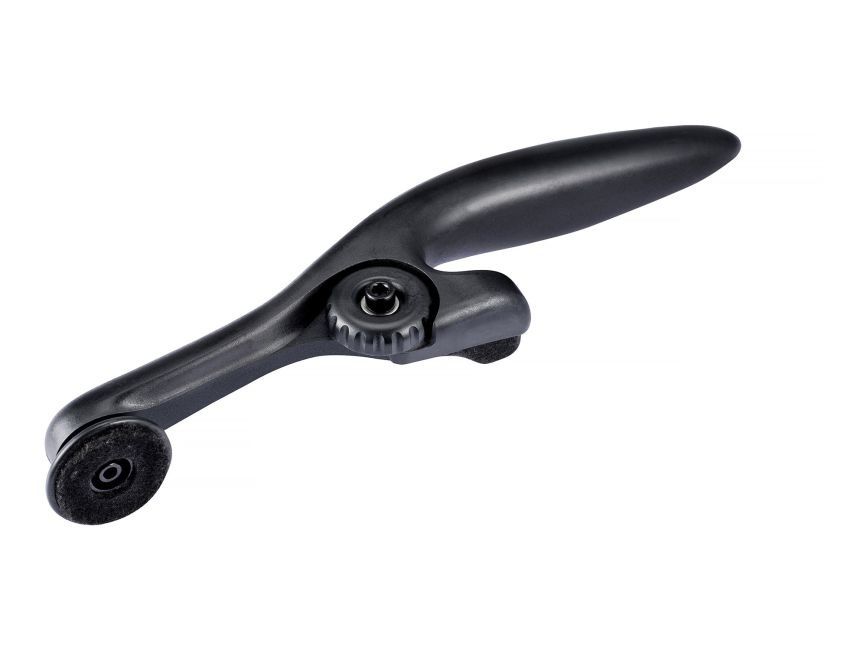 Tubeless tire installation tool