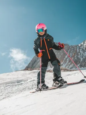 Volkl Shine Jr Skis