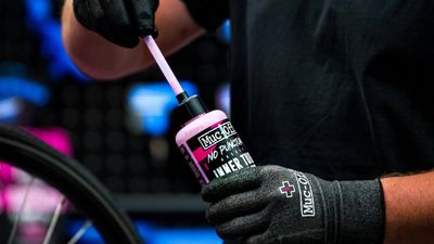 Muc-Off, No Puncture Hassle, inner tube Sealant, 300ml