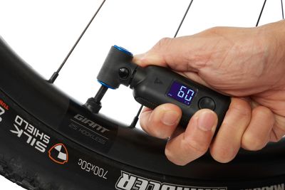 Control digital gauge