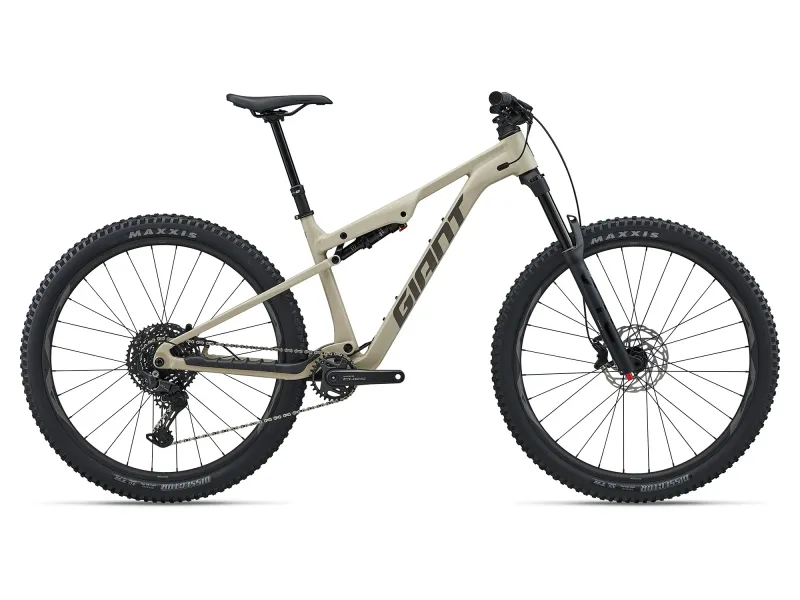 Giant Stance Medium Almond
