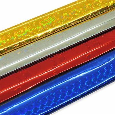 PAPEL REGALO HOLOGRAFICO CON 30PZS, 3 COLORES DIFERENTES