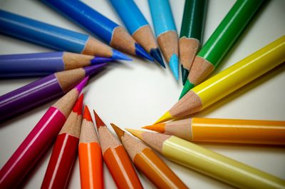 COLORES CORTOS, MARCA VIDI CON 6 CAJAS