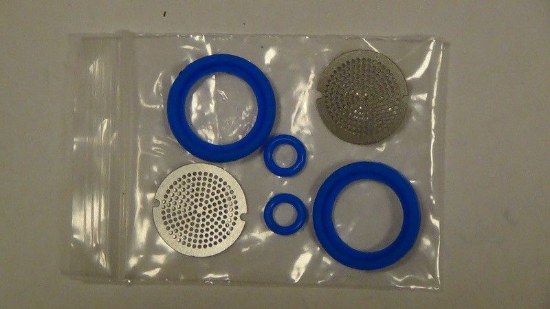 2X screen, 2Xsilicone screen ring, 2Xsilicone mouthpiece ring, 2X sreens