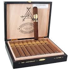 Montecristo 1935 Anniversary Nicaraguan