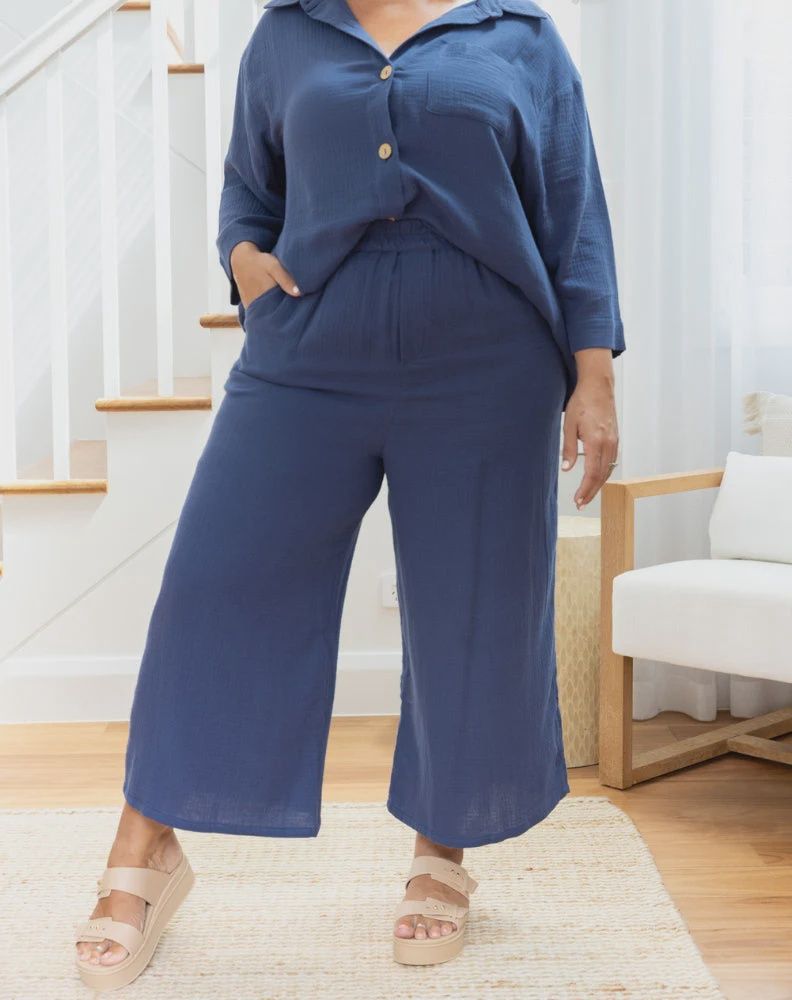 Billy Cotton 3/4 Pants, Colour: Navy, Size: 8