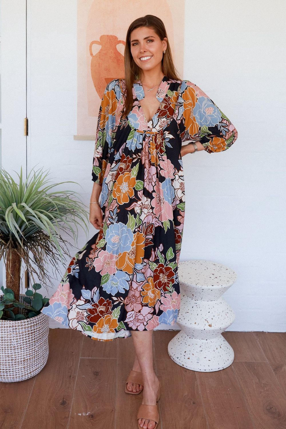 Anya V-Neck Midi Dress, Size: 8