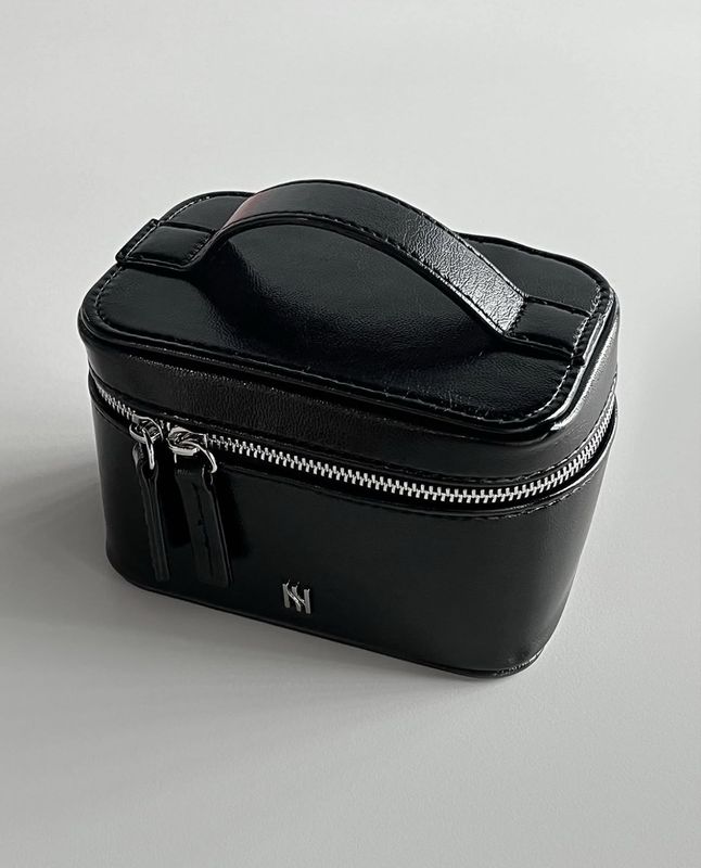 Hera Mini Black Pouch