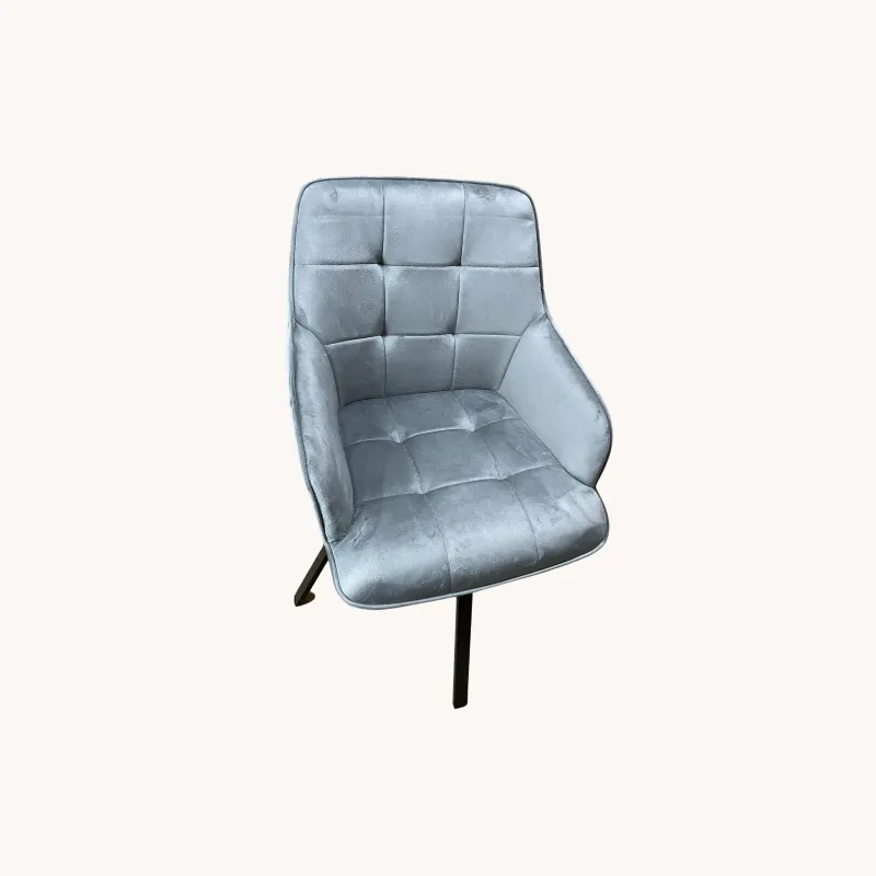 2x Swivel Velvet Dining Chairs – Modern Upholstered Chairs with Rotatable Metal Legs (Set of 2)