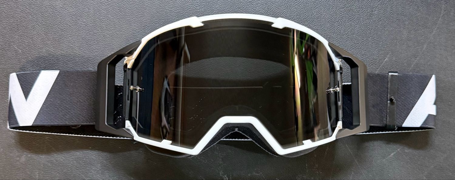 AW Arctic White Goggles