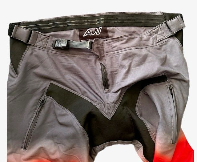 Blackout MTB kit